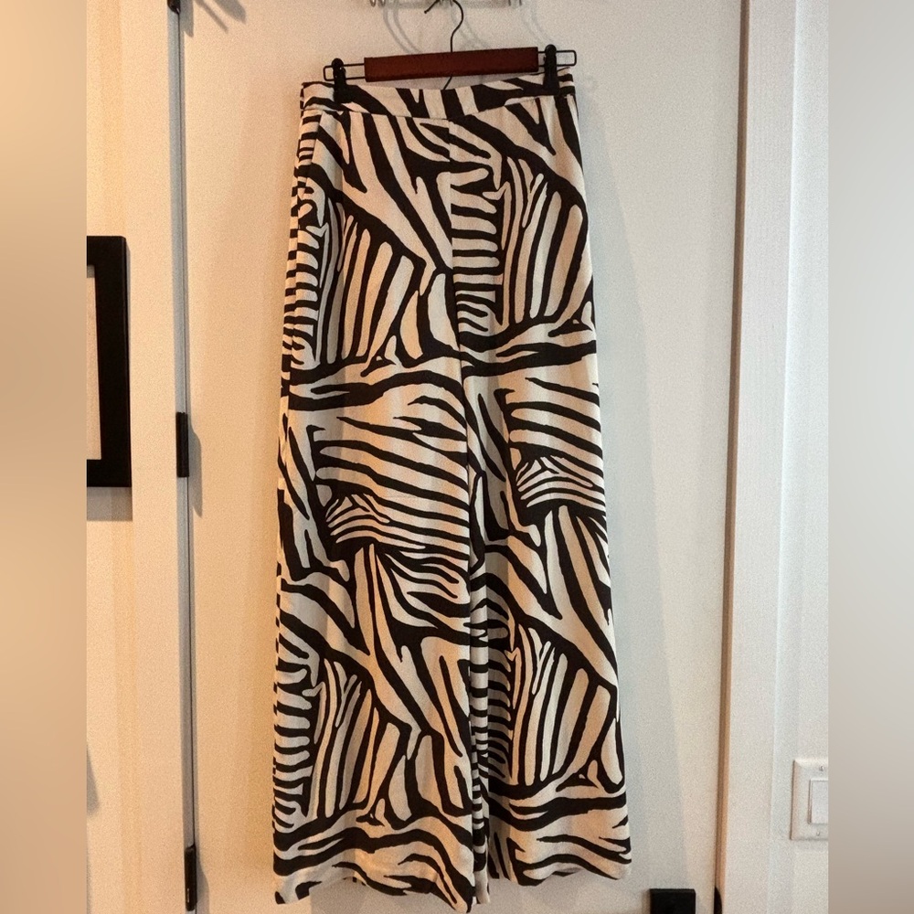 Express Brown and cream trousers